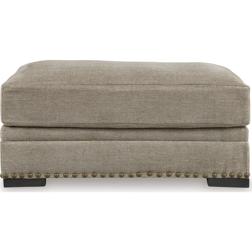 Pouf Galemore - Carrière